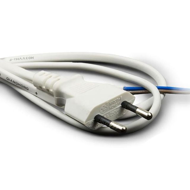 Anschlussleitung 1.5m mit Flachstecker, weiß, 230V
